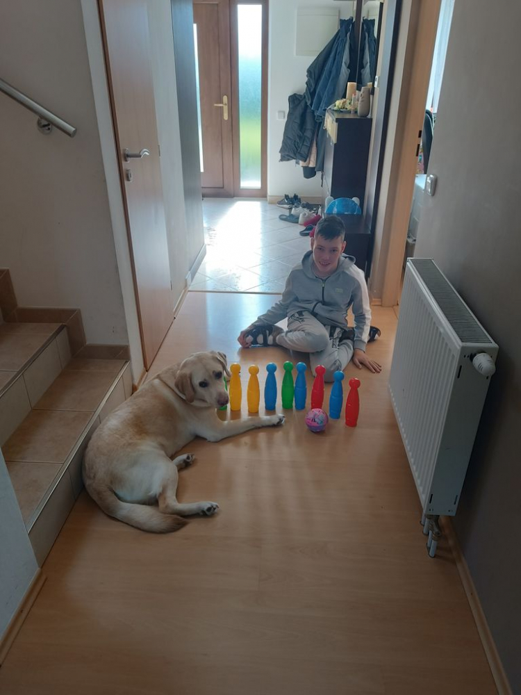 24-10-hugo